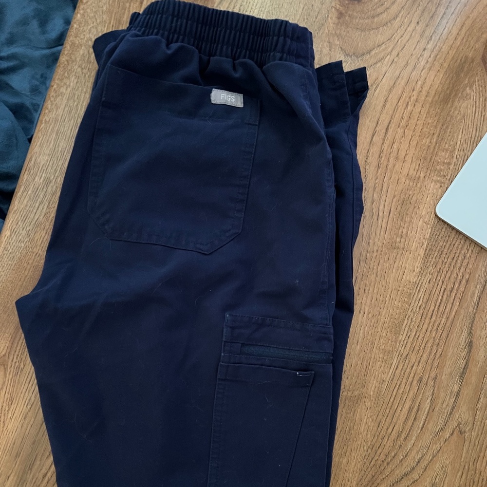 Navy blue Figs Yola™ Skinny Scrub Pants